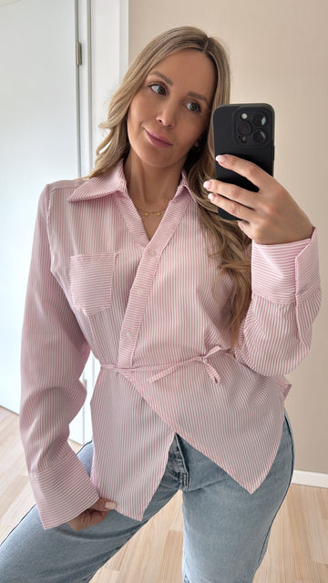 EINZELTEIL WICKELBLUSE - ROSA/WEISS