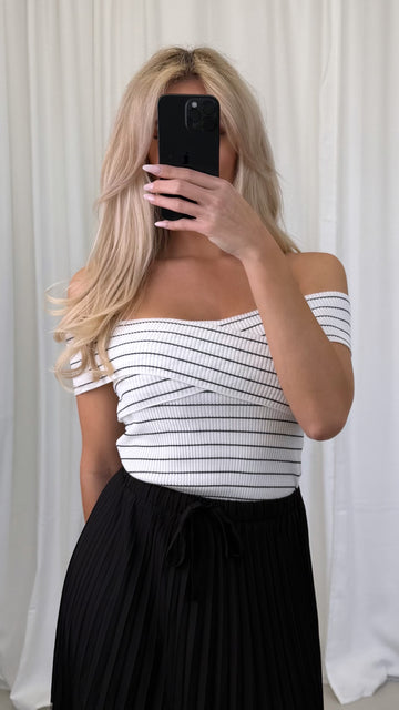 OFFSHOULDER TOP KIA - WEISS